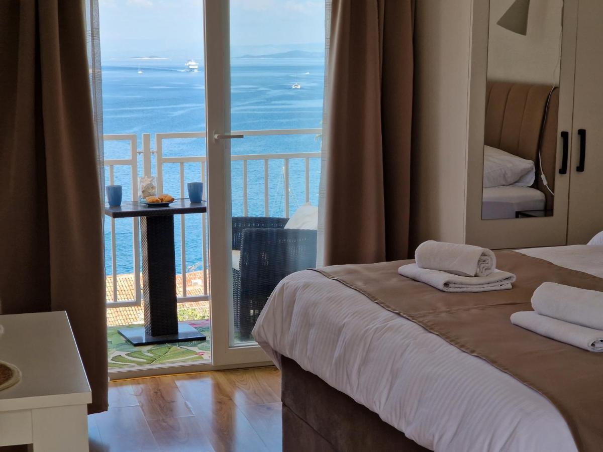 Apartmani Luan Vis Exterior photo